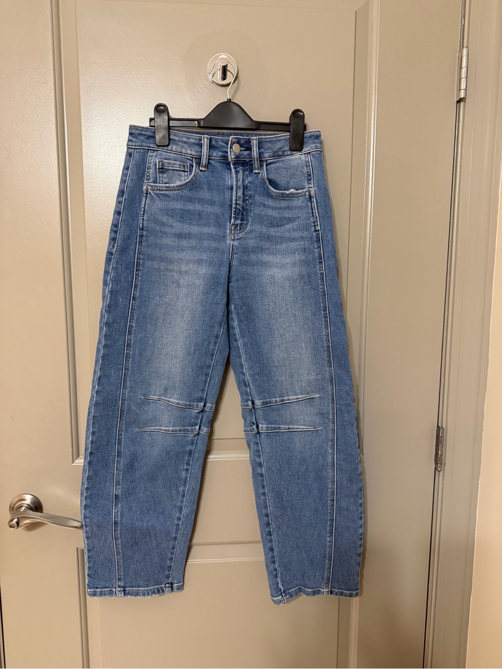 Vici Boyfriend Jeans in Medium Blue Wash